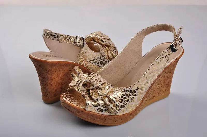 Женская кожаная обувь от производителя 3